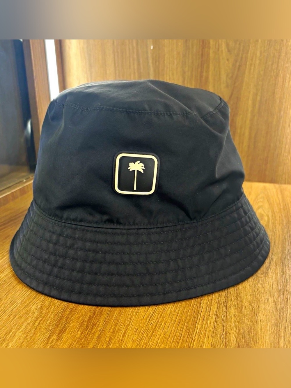 Palm Angels Men's Black Solid Bucket Hat w/ Palm Tree Graphic Size One Size